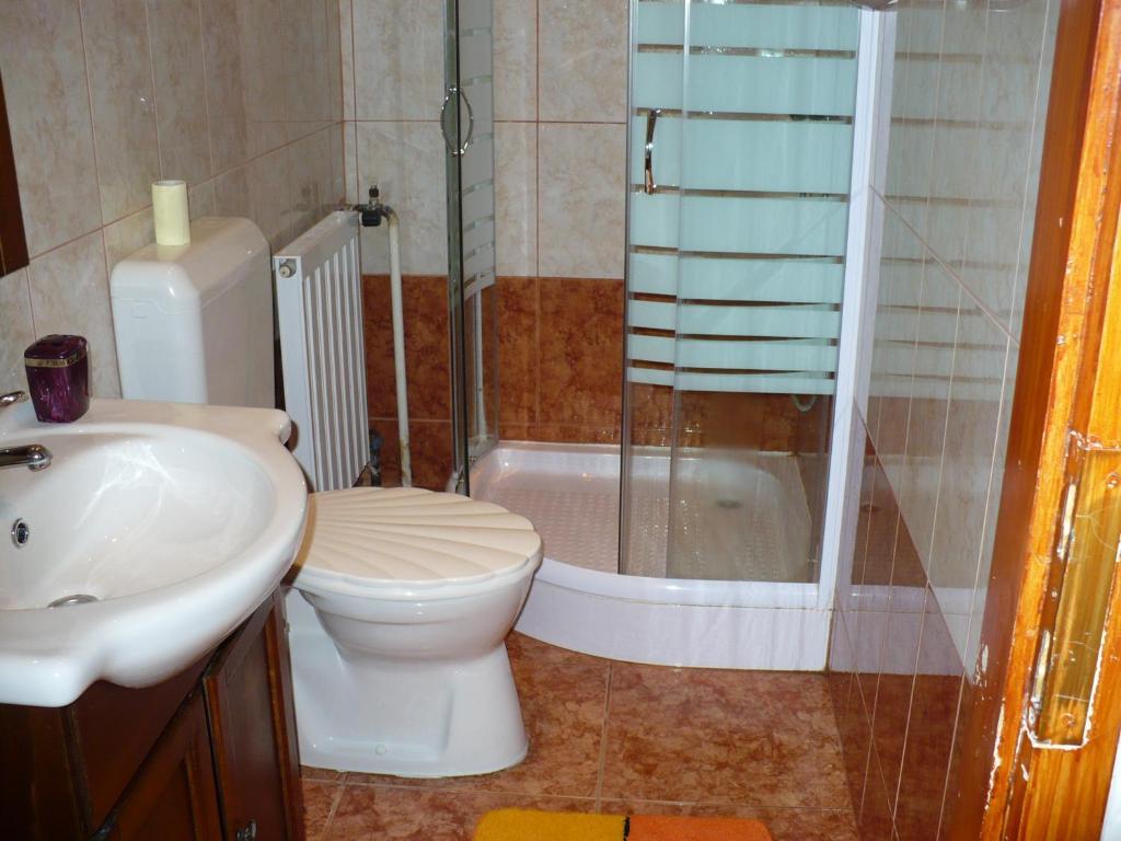 Апартаменты Kitty Apartman Мишкольц Экстерьер фото